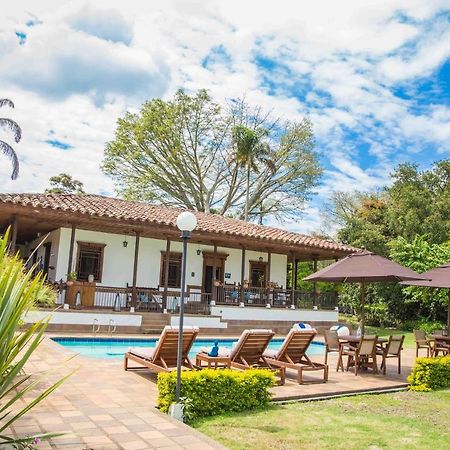 Hotel Delirio Campestre Монтенегро Екстериор снимка