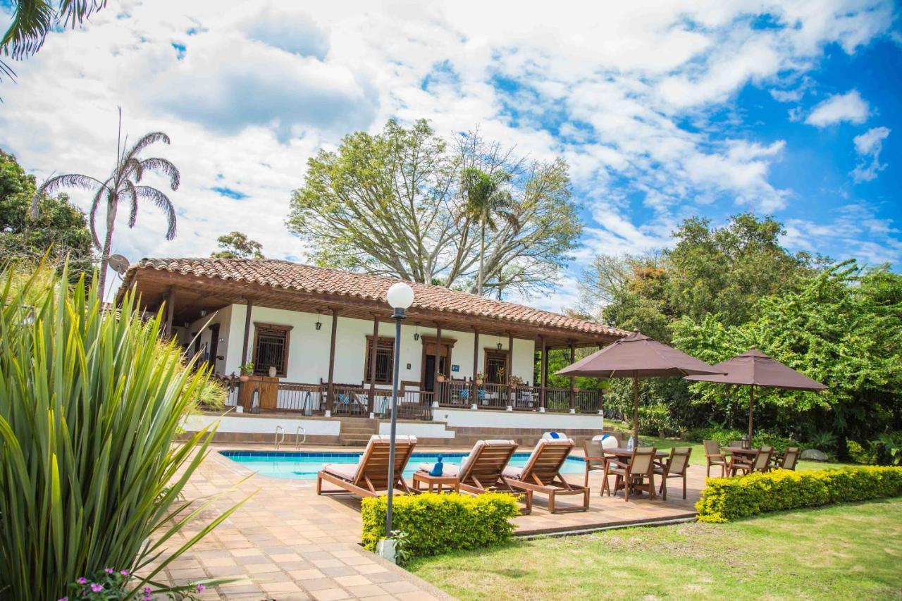Hotel Delirio Campestre Монтенегро Екстериор снимка